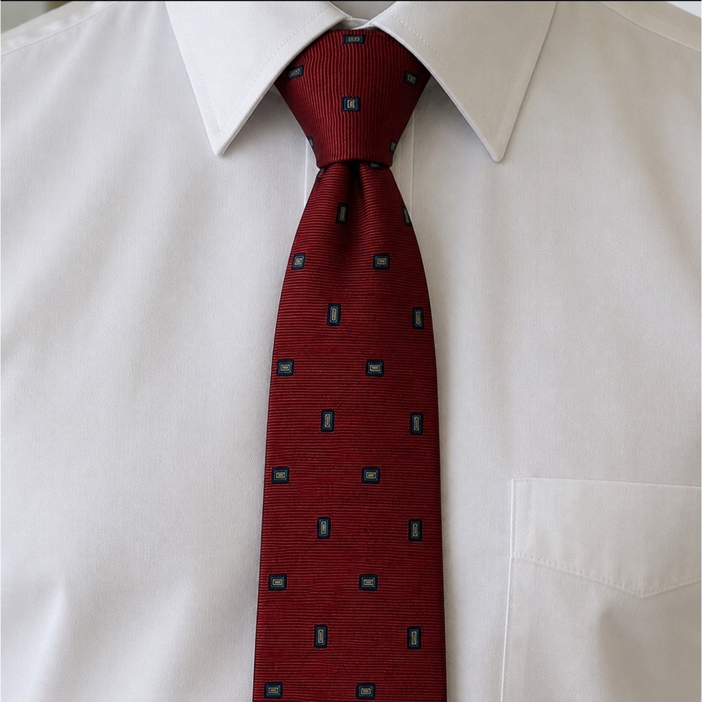Brooks Brothers Necktie Mens Red Geometric Silk Makers Made in USA Classic Tie